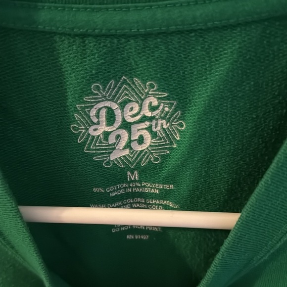 Women’s holiday sweatshirt - Picture 2 of 2